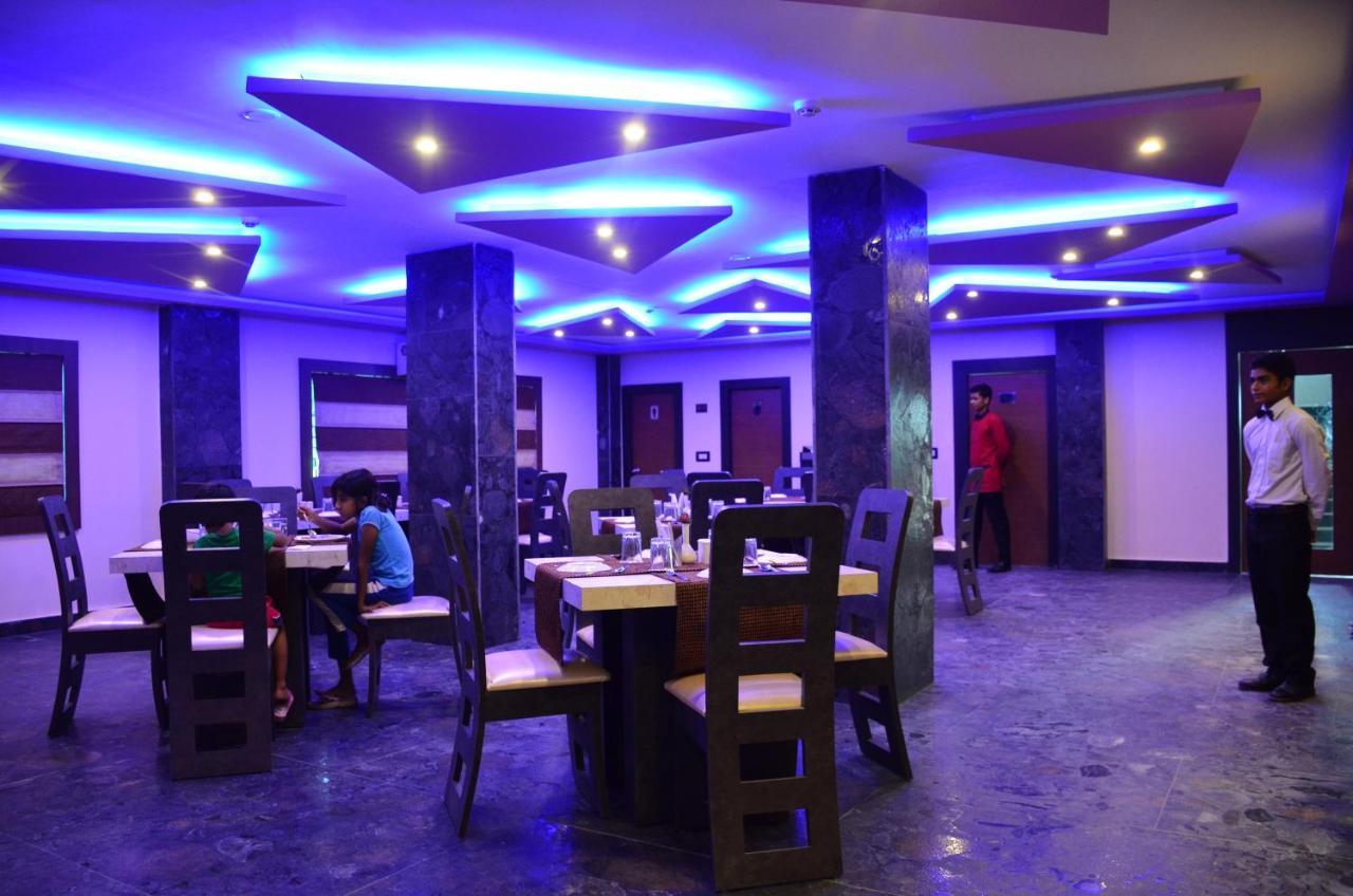 Dolphin Chocolate Inn Chandannagar Exterior foto