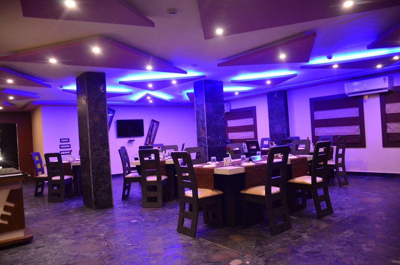 Dolphin Chocolate Inn Chandannagar Exterior foto